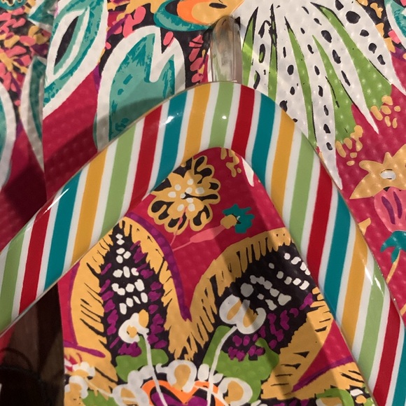 PR: Vera Bradley Flip Flops Rumba SZ 7-8 Medium tropical floral pattern - Picture 11 of 13